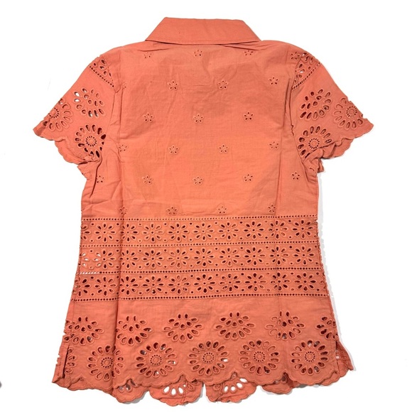 New ModCloth Timeless Eyelet Blouse Button Front Shirt - Picture 3 of 7